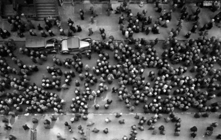Margaret Bourke-White, Hats in the Garment District