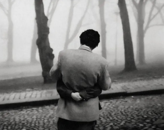 Pennti Sammallahti, Embrace