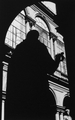 Ralph Gibson, Silhouette/Statue